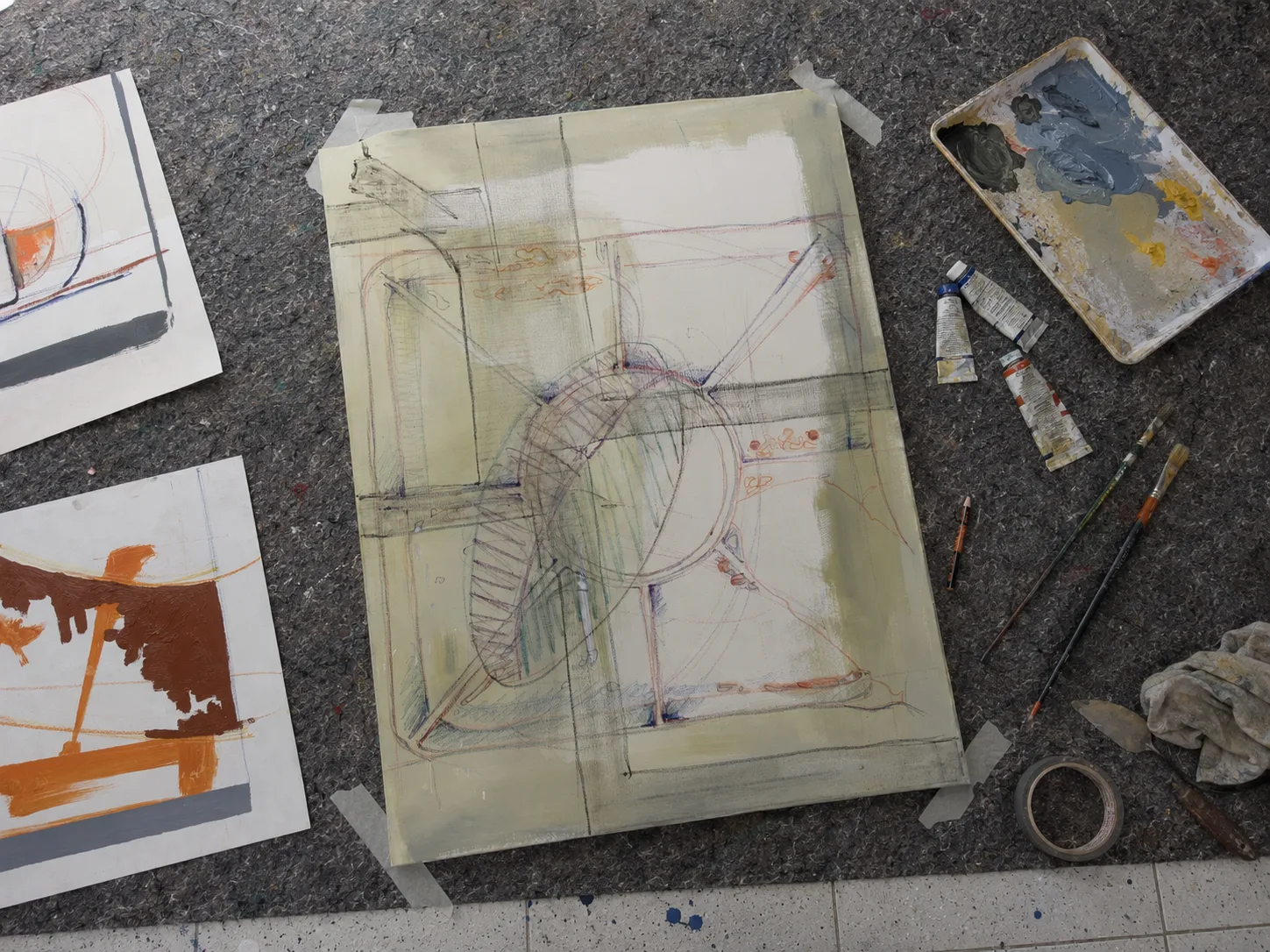 Obra en curso sobre papel y formatos mixtos